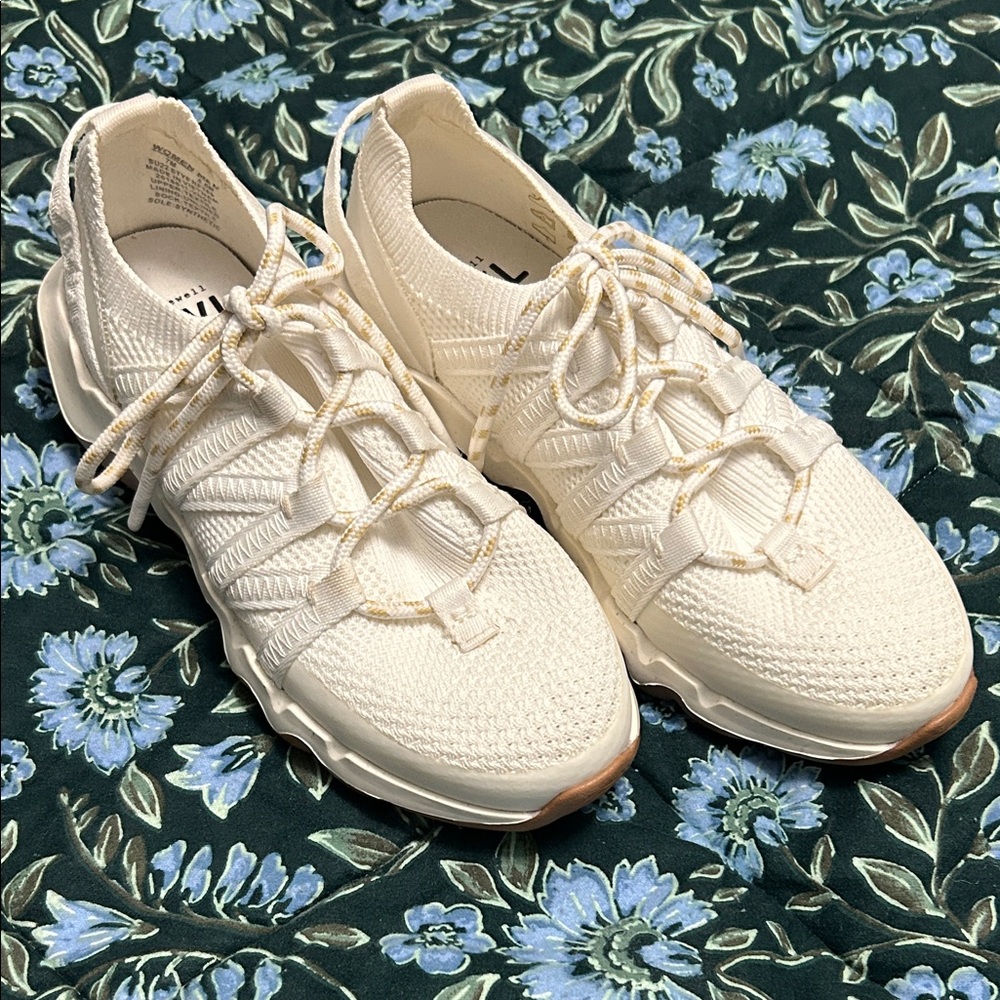•MADWELL• Field Knit Sneakers!